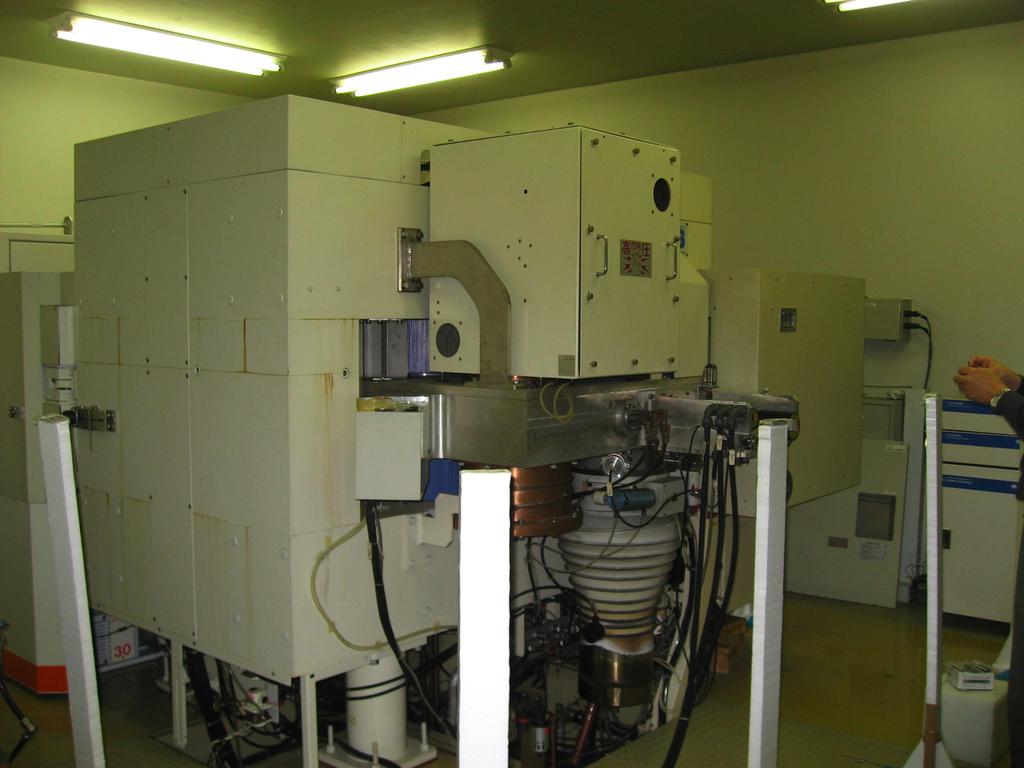 Measurement of neutron ﬂuence Target:water O- 18 ProducQon