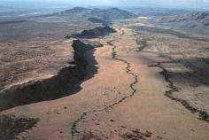 Causes: Mid-Ocean Ridges Rift valleys Long,