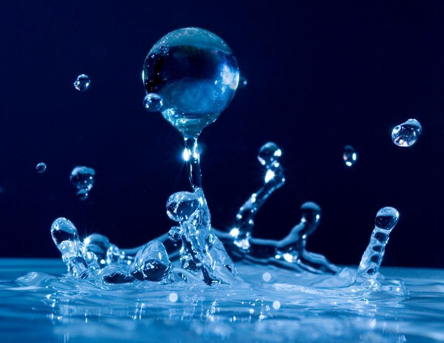 Properties of Water Covers more than 75% of the Earth s surface Most important inorganic compound for living