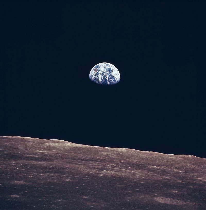 SCIENCE INDUCING PARADIGM SHIFTS 1969 moon landing Earth Rise as Seen from Lunar