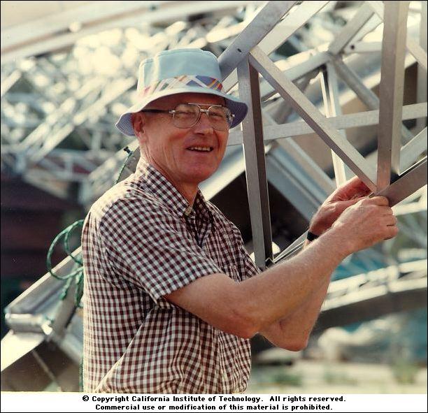 Robert Leighton (1919-1997) : Gifted, versatile experimental physicist Discovered the solar