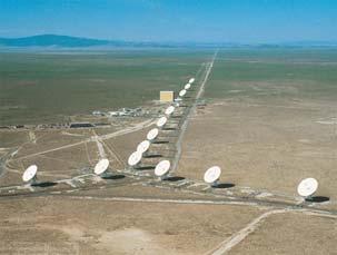 Radio Interferometry The Very Large Array (VLA): 27 dishes are combined to simulate a large dish of 36 km in diameter.