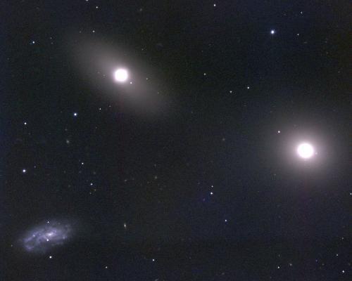 M105 Elliptical Galaxy Constellation Leo Right Ascension Declination Distance Visual Brightness Apparent Dimension 10 : 47.8 (h:m) +12 : 35 (deg:m) 38000 (kly) 9.3 (mag) 2.