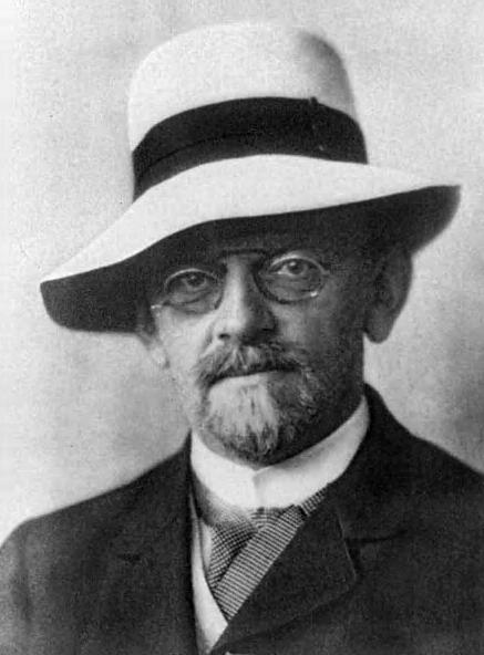 David Hilbert Hilbert: Lived 1862-1943 in Germany Among top 3 mathematicians of 20th century Foundations of mathematics Infinite dimensional vector spaces Hilbert spaces