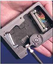 Photodiode Array Spectrophotometers vs Dispersive Spectrophotometers Dispersive Spectrophotometer: - only a narrow band of wavelengths reaches the detector at a