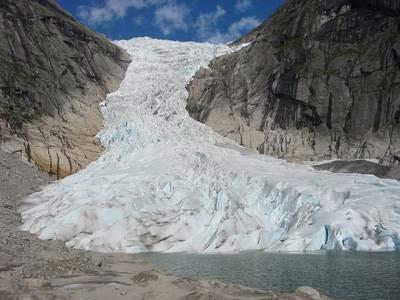 Erosion by Glaciers Glaciers can move pieces