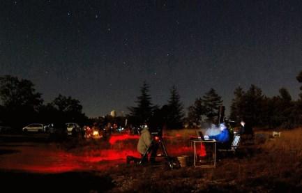 Francois writes: Beginners in spectroscopy are welcome! As usual, this is a star party: you come with your own instrument, and we observe all together, mixing beginners and experienced observers.