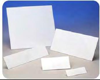 Glass Plates: Offers superior flat and smooth surface. - fragile - high weight - higher production cost Polyester/polyethylene plates: Thickness of plate is 0.2mm.