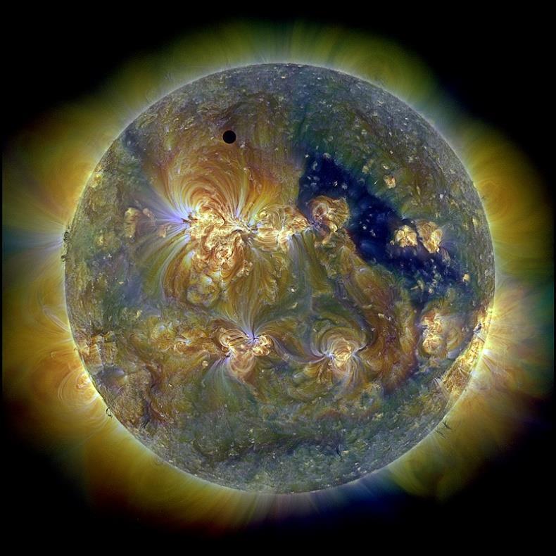 THE TRANSIT OF VENUS: PROBING THE HIGH PLANET ATMOSPHERE measuring the