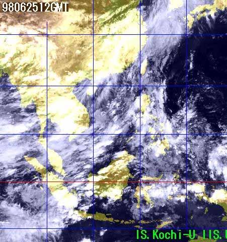 Upper tropospheric cirriform clouds extend with a scale of 1000km in Asian summer monsoon region Cirriform clouds out of cumulus clusters -- extending leeward [GMS] due to very strong east or