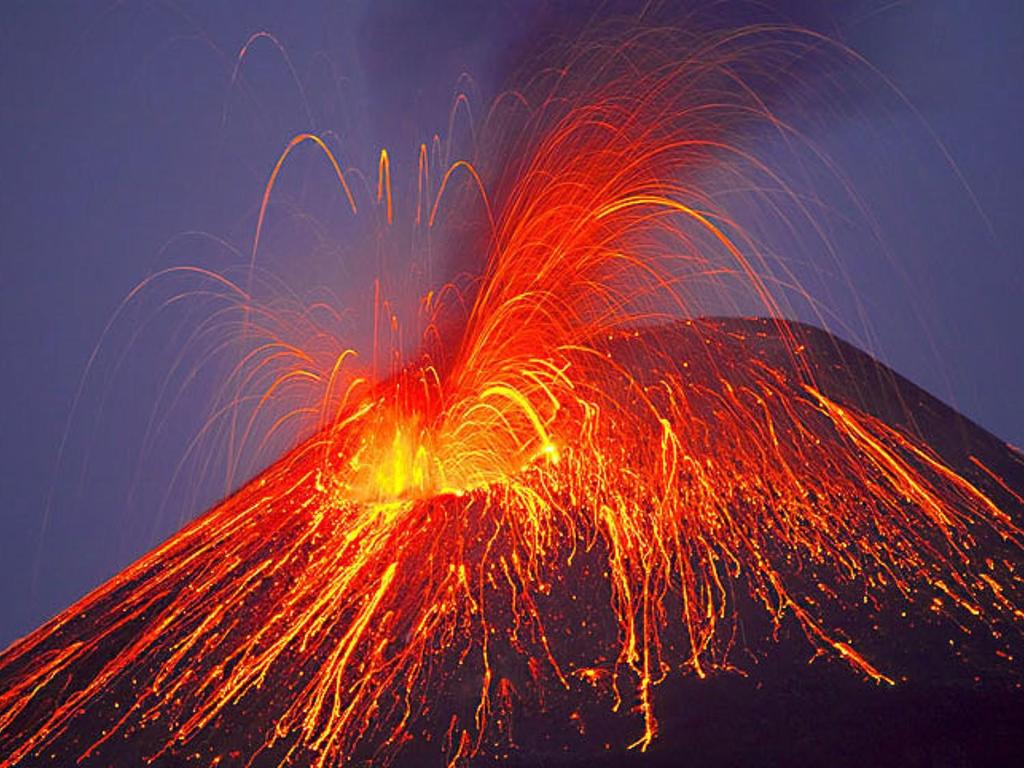 Types of Volcanoes KEY CONCEPT: TECTONIC PLATE