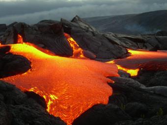 Non explosive eruption -Build only enough pressure to allow lava to run down its sides.