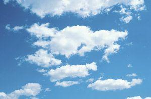 What are three cloud shapes? Cumulus is a Latin word that means heap.