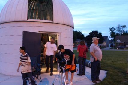 STAR STUFF PAGE 9 May 20: About 30 people showed up for the Hector J Robinson observatory Scout event in Lincoln Park, MI Scouts, troop leader, students, parents and local residents arrived Despite