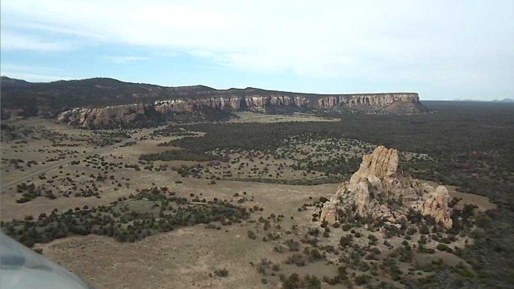 Upper right: La Vieja, a limestone