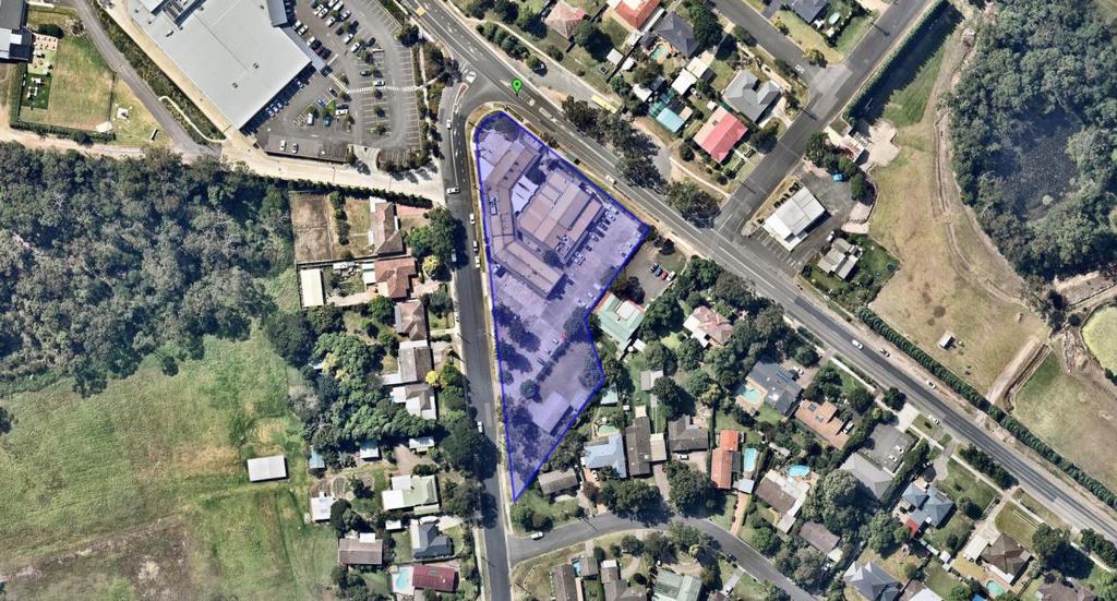 2. PROPOSED DEVELOPMENT Site The subject site is located on the southern corner of the Old Northern Road and Road intersection and lies within the Glenorie town centre.