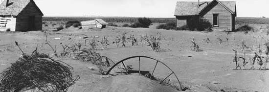 Dust bowl - a region that t suffers from prolonged droughts and dust storms (1936)