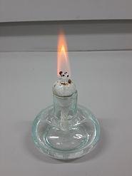 Spirit Lamp It is also used for the same purpose as the Bunsen burner.