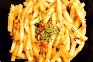 9 A huge mess of mentaiko mayo, torched and layered above a bed of salted fries O R E G A N O F R I E S ( M ) 6. 9 ( L ) 8.