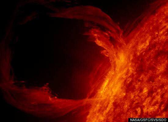 Zoomed-In Animation of Eruptive Prominence Watch for the twist in the plumes of