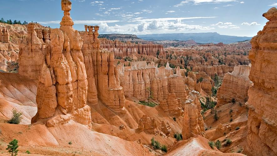 How does erosion happen? By National Geographic, adapted by Newsela staff on 10.03.17 Word Count 682 Level 830L These rock formations, in Bryce Canyon National Park, Utah, are called hoodoos.