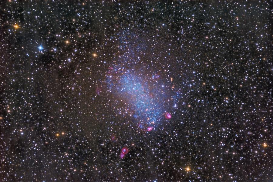 NGC6822 Blue vs. Red Candles Apparent Magnitude S.