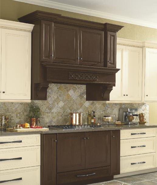The New Gaelic Collection PHOTO COURTESY OF OMEGA CABINETRY MADE IN AMERICA w w w.
