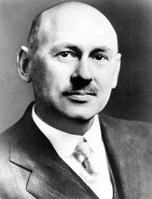 American Physicist Robert Goddard In early 1900 s First to develop a