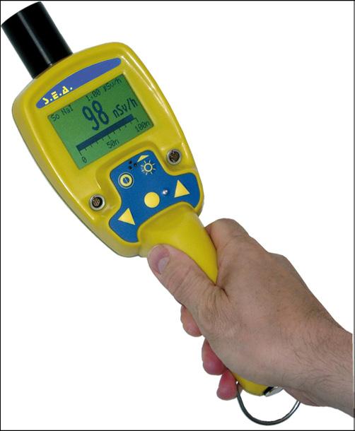 Dose rate meter With a dose rate meter, the currently present dose rate level on the place where you stay is measured. The measuring value is expressed in µsv/h.