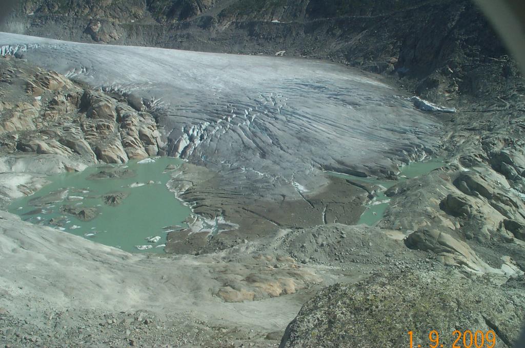 Switzerland, 2007-202 (VAW/ETHZ) A proglacial lake