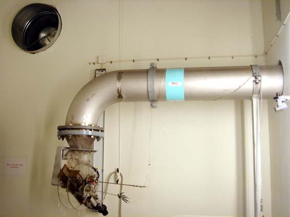 APPENDIX 4: Selected images of the linear cascade lab Air exhaust from room