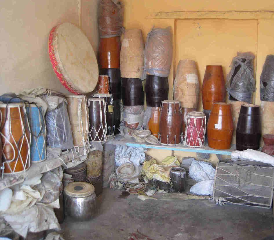 62 Languishing Crafts: Gheso