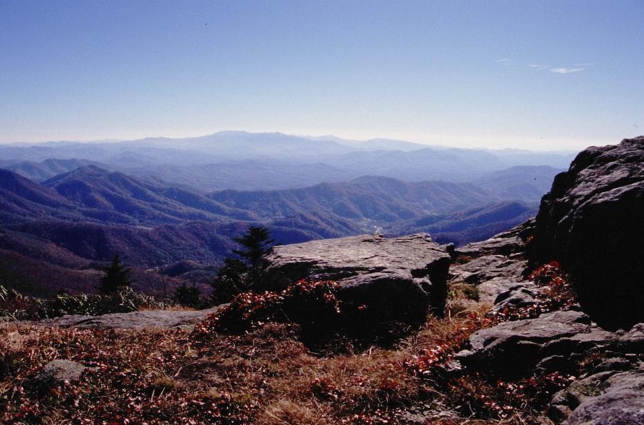Landforms & Resources Many Varied Landforms Appalachian Highlands: Gently sloping