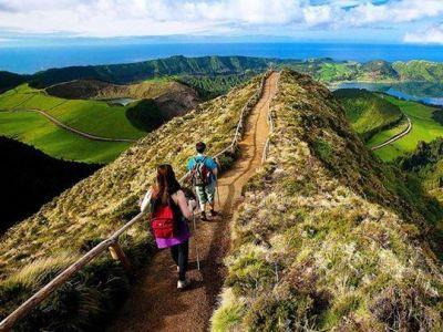 Page 5 of 9 Private Sete Cidades and Lagoa do Fogo FD Tour Today you will discover one of the seven wonders of Portugal, "Sete Cidades" You will depart from Ponta Delgada towards Vista do Rei
