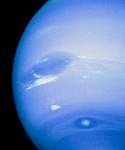 Neptune: The Windy Planet Winds exceeding 1000 km/ hr encircle Neptune, making it one of the windiest places