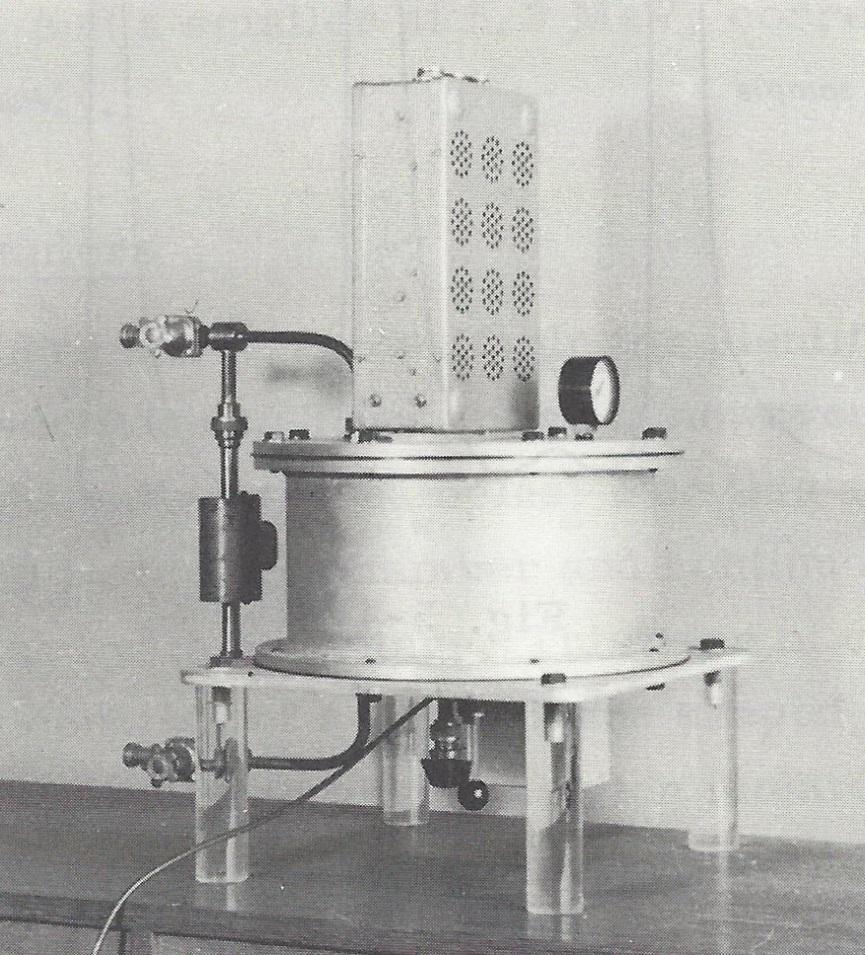 Ionisation chamber for alpha spectrometry 8