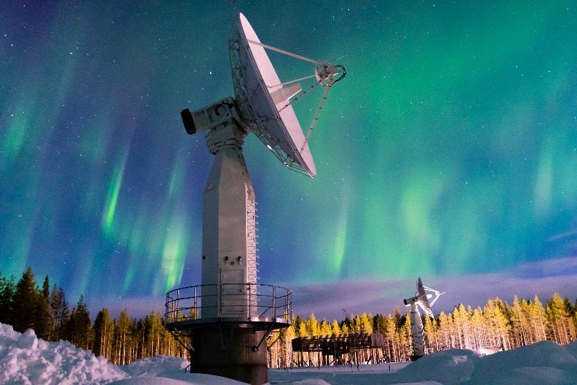 including (a) satellite data reception at FMI s Sodankylä National Satellite Data Centre (NSDC), (b) sea ice product