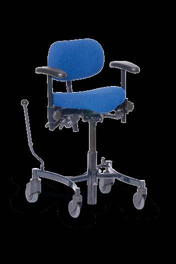 The turn and lock function makes it easy to turn the seat 90 degrees without having to move the chair.