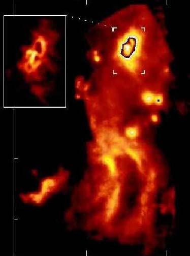 The Galactic Center Radio Arcs KAO FIR spectroscopy showed the thermal filaments are likely ionized by hot stars; led to discovery of the Arches Cluster (L ~ 2E7 L ) from the AAT Later KAO/KWIC data
