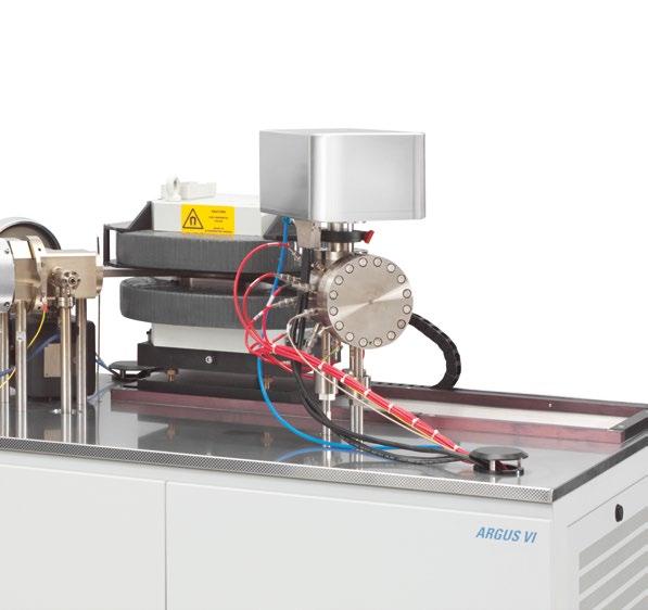 9 Performance ARGUS VI Mass Spectrometer Summary Performance Specifications Extremely efficient ion source capable of sensitivities in excess of 1 x 10-3 Amps / Torr at a source current < 1mA coupled