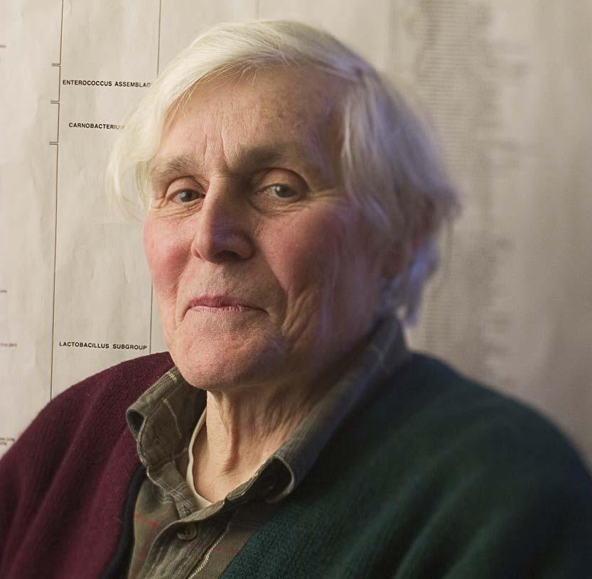 Elucidation of the three domains of life Carl Woese (1929 2012) Ribosomal RNA sequence as phylogenetic