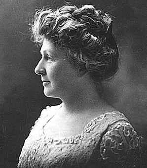 Another computer Annie Jump Cannon (1863-1941) Started at Harvard in 1896 as one of Pickering s women.