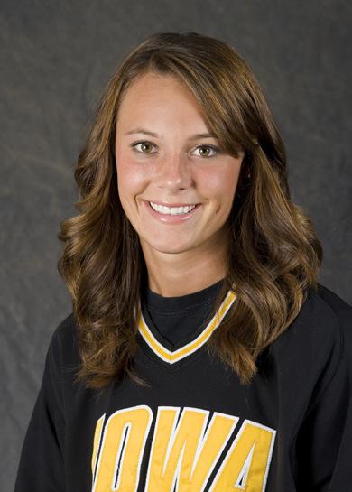 #9 JOHNNIE DOWLING Sophomore Outfield R/R Des Moines, Iowa West Des Moines Valley Missed the first game of her career Feb. 25 against Albany... had started the first 55 games of her Hawkeye career.