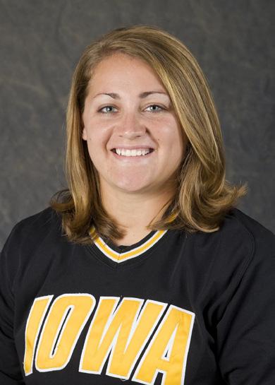 #12 SAM VALENTINE Sophomore Infield R/R Centerville, Iowa English Valley Tallied her first career hit in the seasonopener against Lipscomb. Appeared in 34 games with three starts as a freshman.