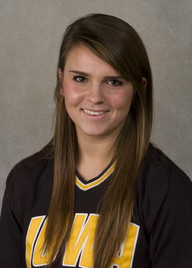 #14 MICHELLE ZOELLER Freshman Infield R/R Mequon, Wis. Homestead Had a team-high two hits, going 2-for-3 at Purdue. Had a three-run third inning double in the 7-2 victory at Ohio State.