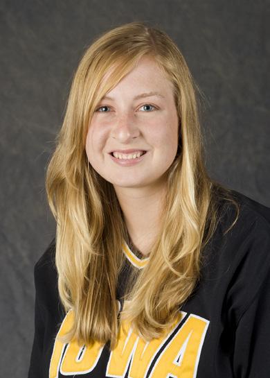 #20 CHELSEY CARMODY Senior Outfield L/R Pacific, Mo. Lafayette Team co-captain along with junior Katie Keim. Tallied a hit in each of Iowa's first 25 games, which was the longest streak in the nation.