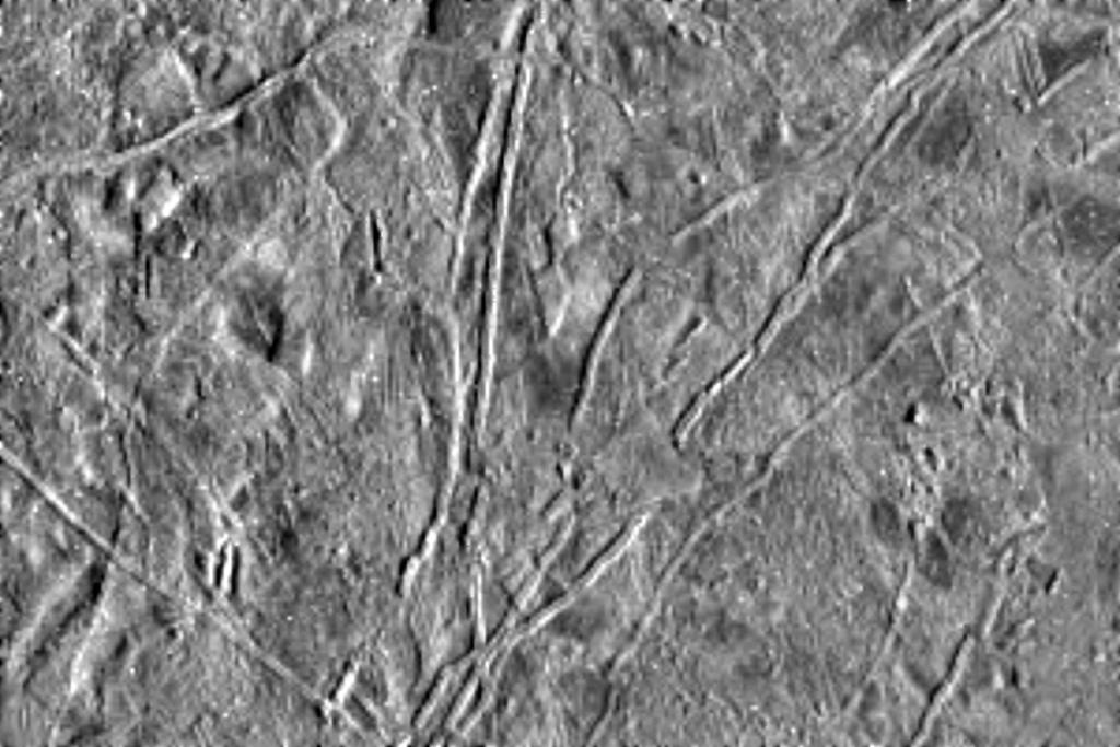 Flows on Europa 186 km Possible ice flow cutting