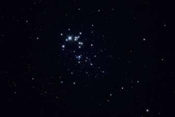 Open Clusters - Stellar Siblings Open clusters are formed when several stars are formed at the same time from the same cloud of dust and gas Our own Sun is part of an open cluster