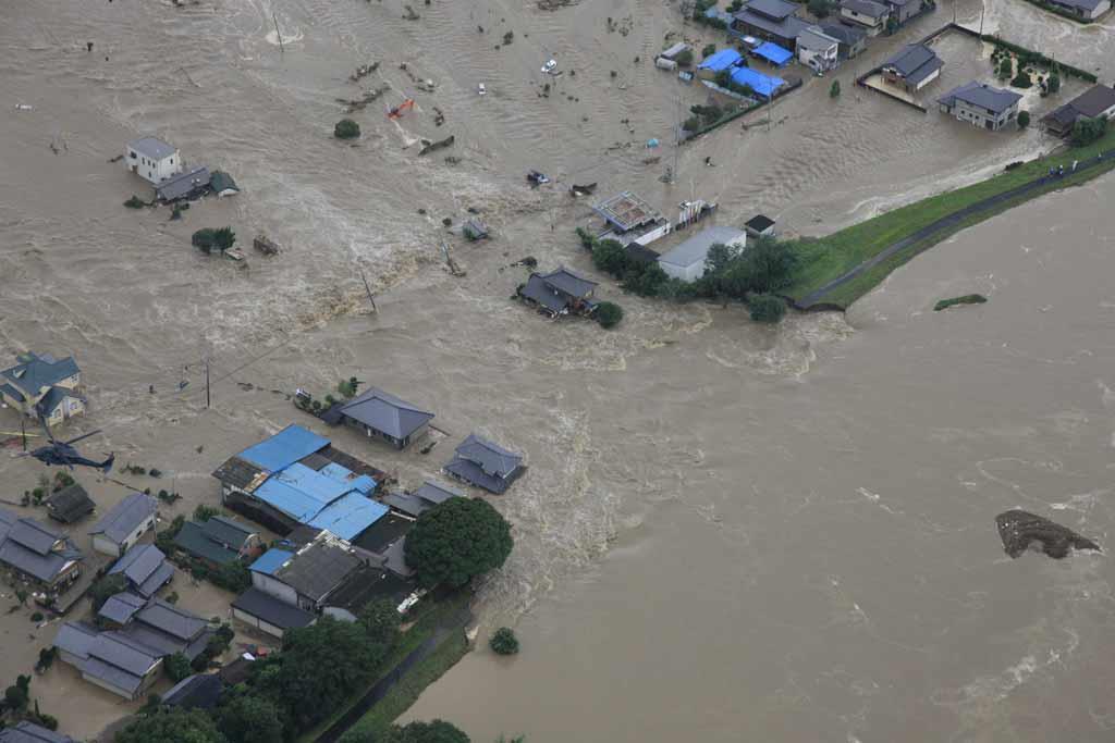 5 mm/3hr in Hiroshima City 74 People Killed Flood Disaster by Lionrock (T1610)
