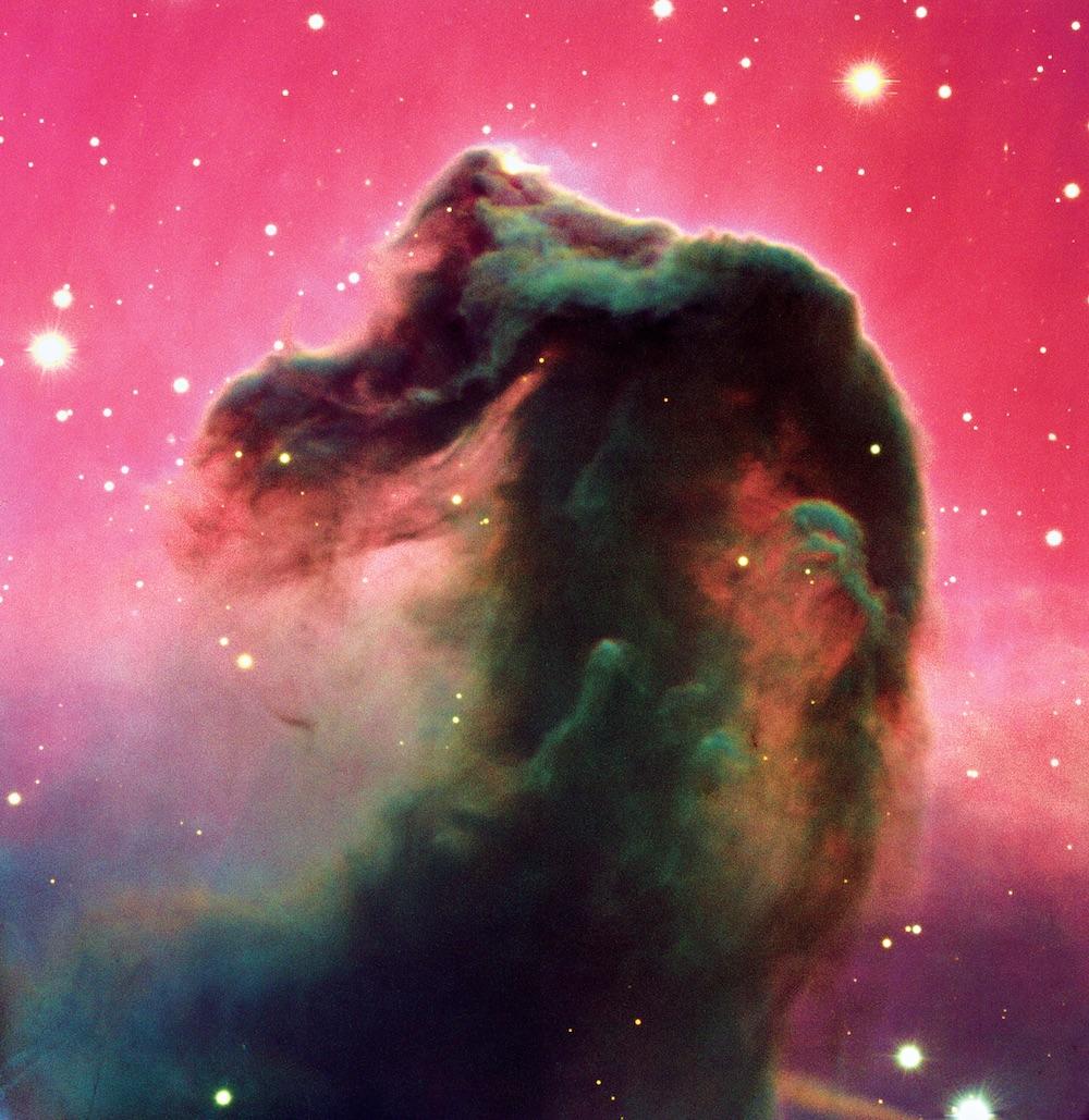 Name: Class: A New Spin on a Space Horse This cloud in outer space is turning to face us. By Ken Croswell, Ph.D 2015 In this informational text, Ken Croswell, Ph.D. discusses the Horsehead Nebula, an interesting feature in space.